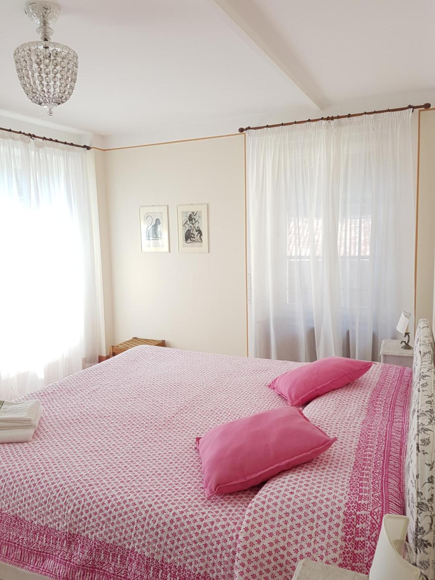 Villa Corti Lakeview Комо Екстериор снимка